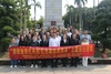 明珠广场开展“清明追思忆先烈 红色基因永传承”清明祭英烈主题党日活动